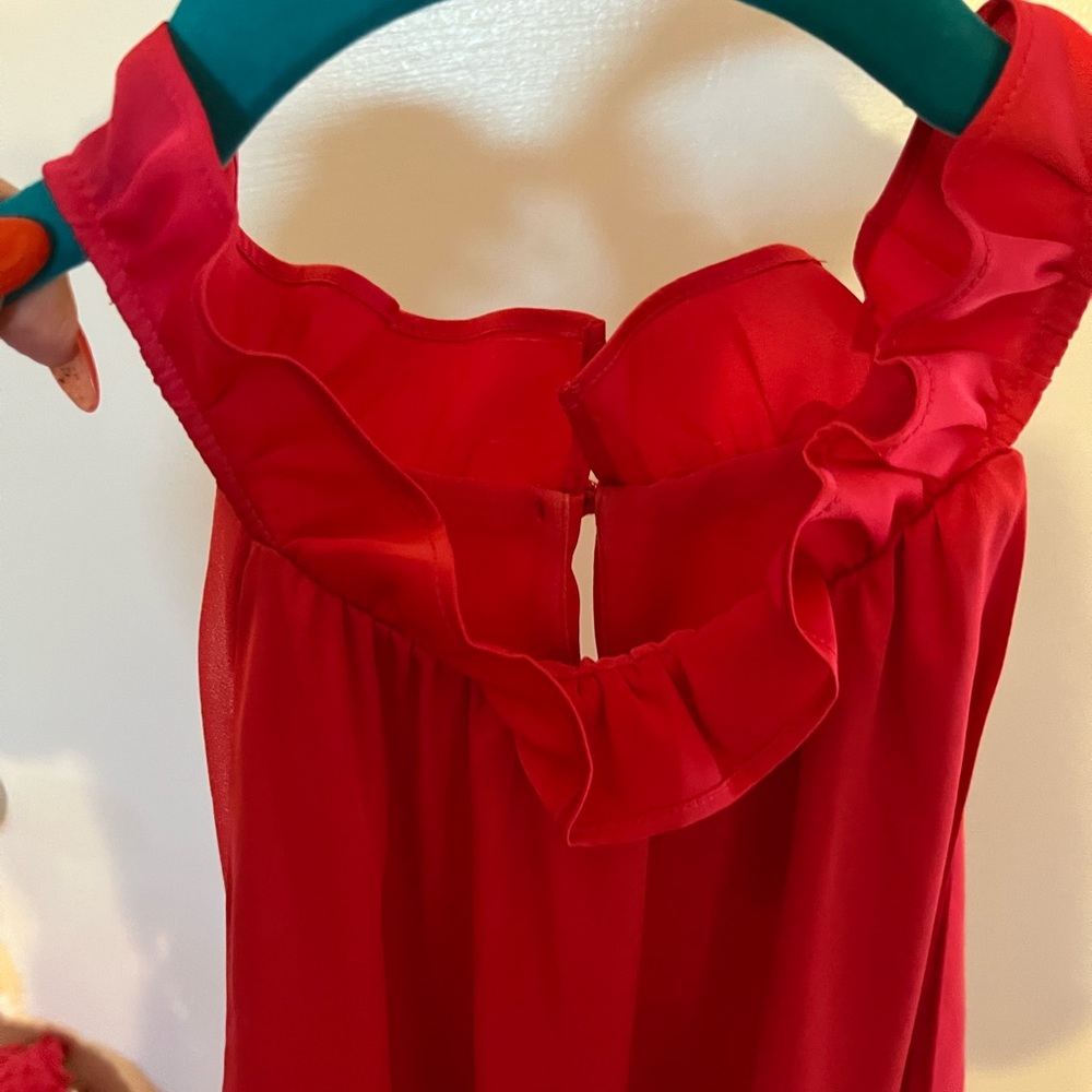 White House Black Market Fuchsia halter top Size 10 New with Tags